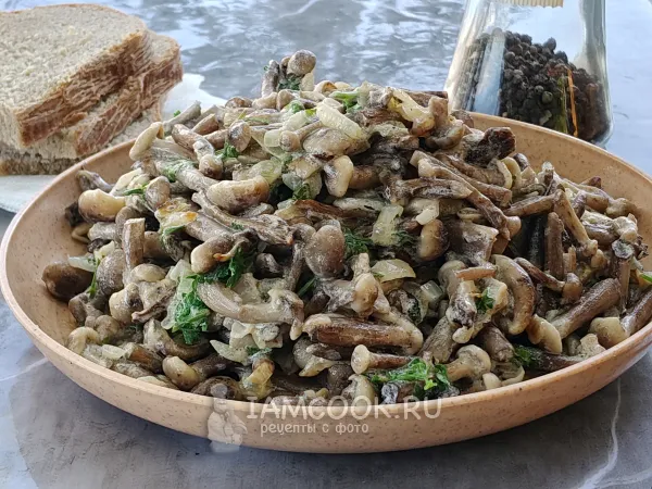 Фото блюда: Грибы в казане на костре