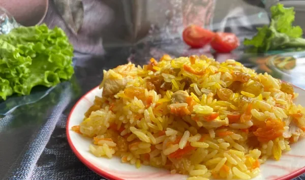 Фото блюда: Плов с индейкой и изюмом