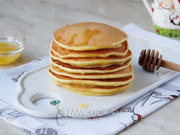 Фото готового блюда: Панкейки на сыворотке