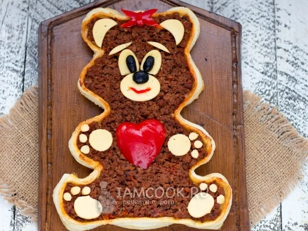 Фото готового блюда: Мясная валентинка «Мишка»