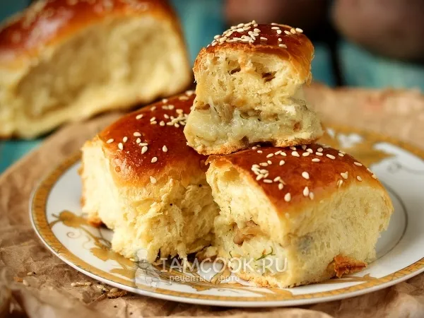 Фото готового блюда: Пирожки печёные с картошкой и шампиньонами