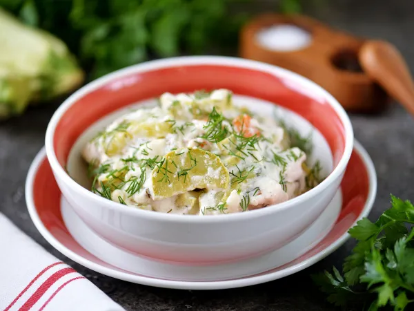 Фото блюда: Тушеные кабачки в сметане в духовке