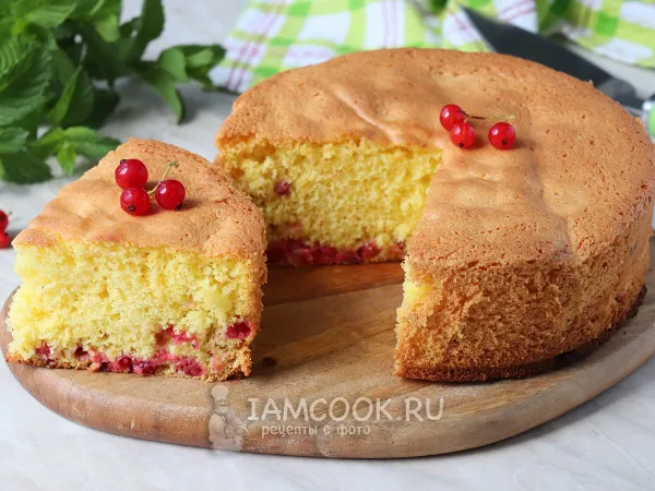 Фото блюда: Бисквит со смородиной