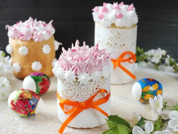 Фото готового блюда: Красивые куличи на Пасху