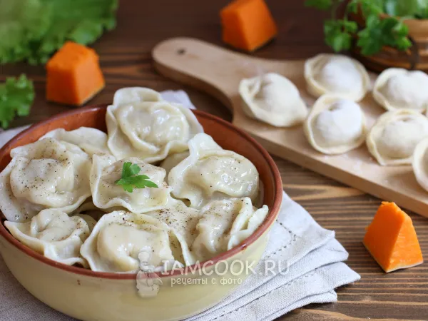 Фото блюда: Пельмени с тыквой и мясом