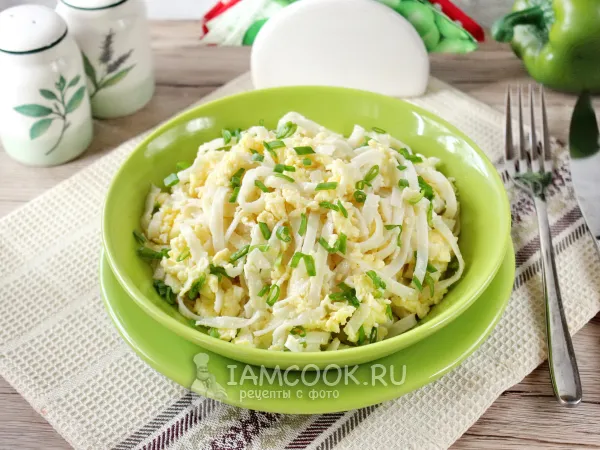 Фото блюда: Лапша с яйцом на сковороде