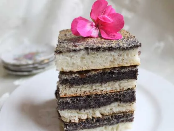 Фото блюда: Тюрингский маковый пирог с изюмом