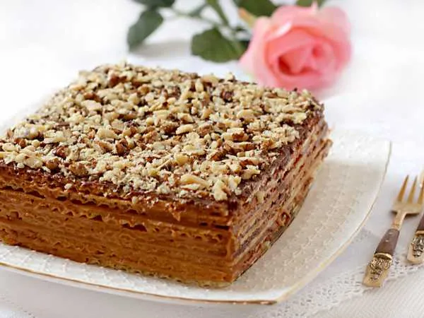 Фото блюда: Вафельный торт со сгущенкой