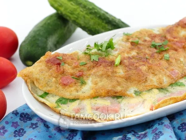 Фото блюда: Омлет с колбасой и сыром