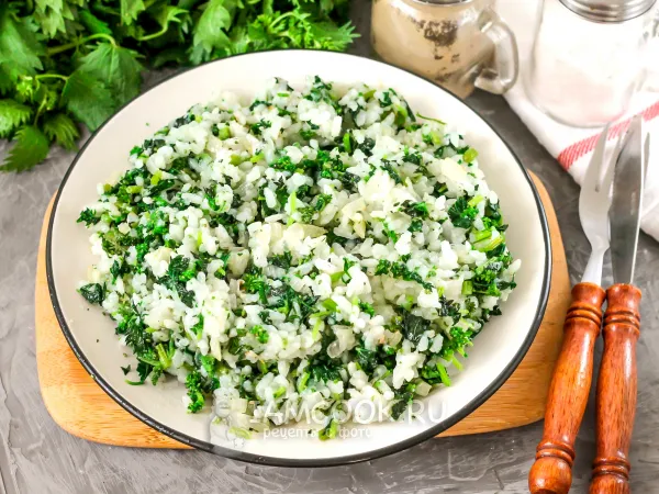 Фото готового блюда: Крапива с рисом