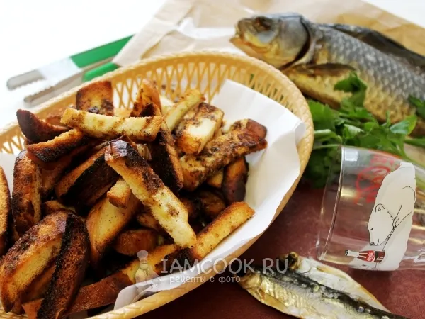 Фото готового блюда: Сухарики к пиву с куркумой и пряными травами