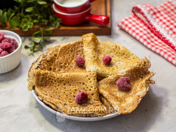 Фото блюда: Блины из муки зеленой гречки на молоке