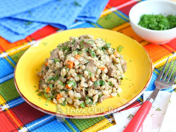 Фото готового блюда: Перловка с куриной печенью