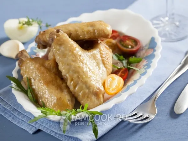 Фото готового блюда: Курица с луком и чесноком