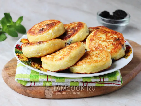 Фото готового блюда: Сырники с черносливом