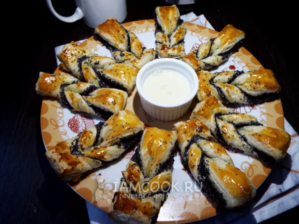 Фото блюда: Слойки с маком из слоеного теста (бездрожжевого)