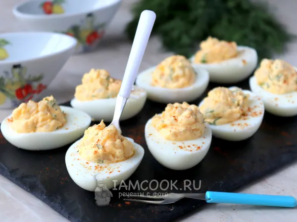 Фото блюда: Яйца, фаршированные рисом
