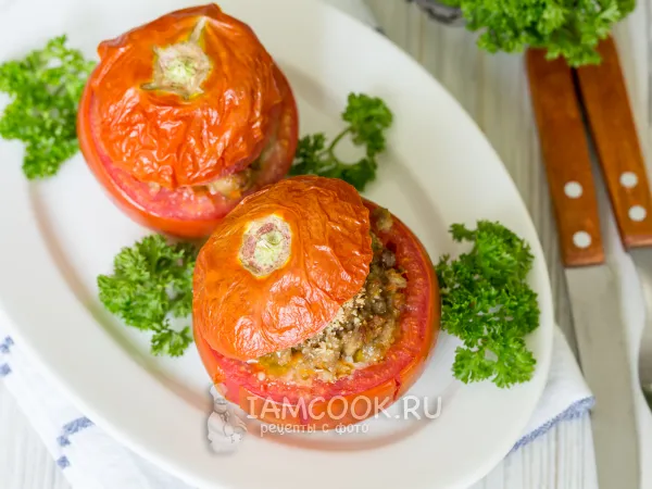Фото готового блюда: Помидоры, фаршированные фаршем, запеченные в духовке