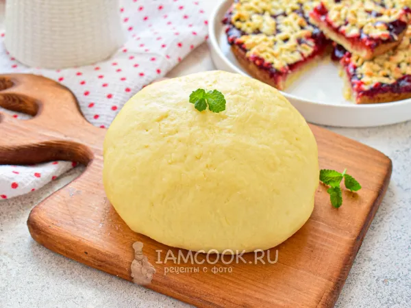 Фото блюда: Песочное тесто для пирога на сметане и маргарине