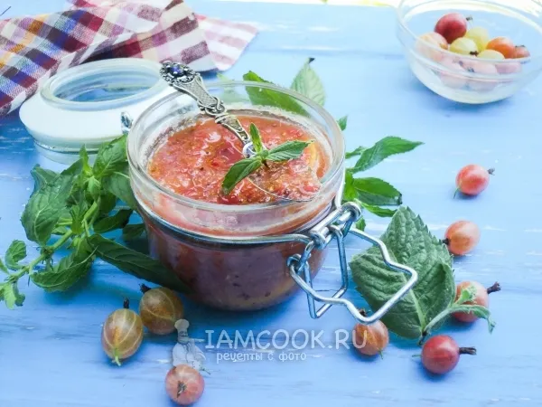 Фото готового блюда: Джем из крыжовника, лимона и мелиссы