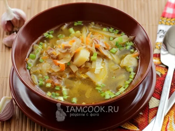 Фото блюда: Щи из свежей капусты в мультиварке