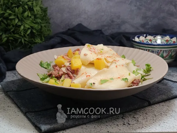 Фото блюда: Бешбармак с тушенкой