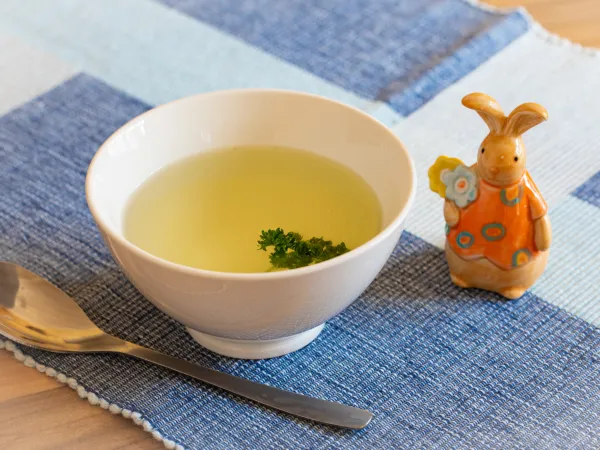 Фото готового блюда: Бульон из кролика