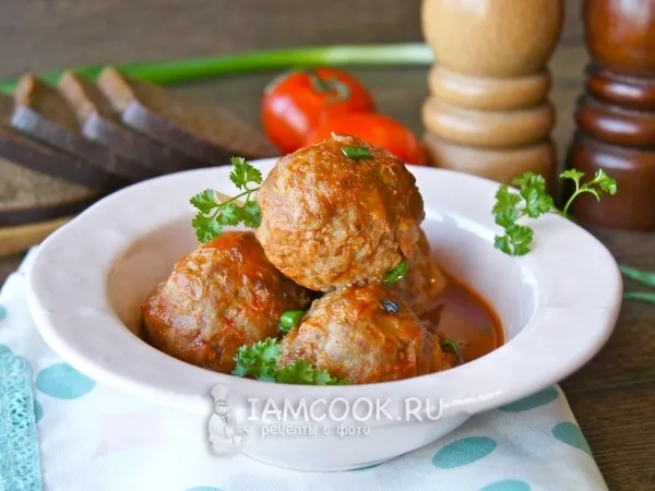 Фото готового блюда: Тефтели с капустой