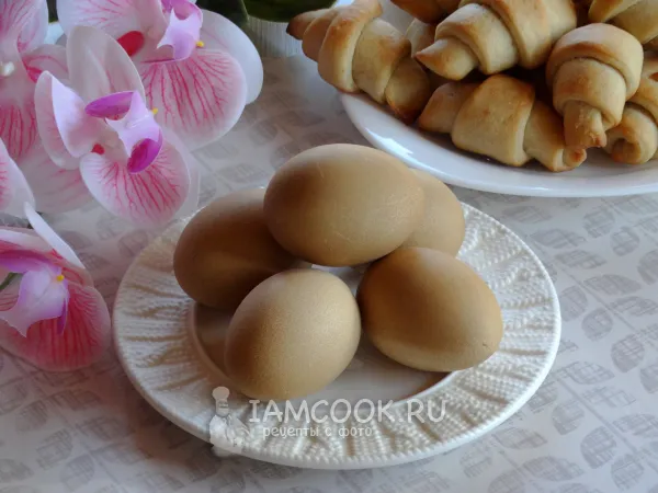 Фото блюда: Яйца, покрашенные кофе