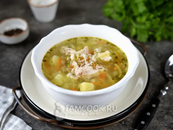 Фото готового блюда: Рассольник с кабачками