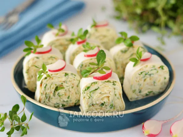 Фото готового блюда: Рулет из лаваша с колбасным сыром