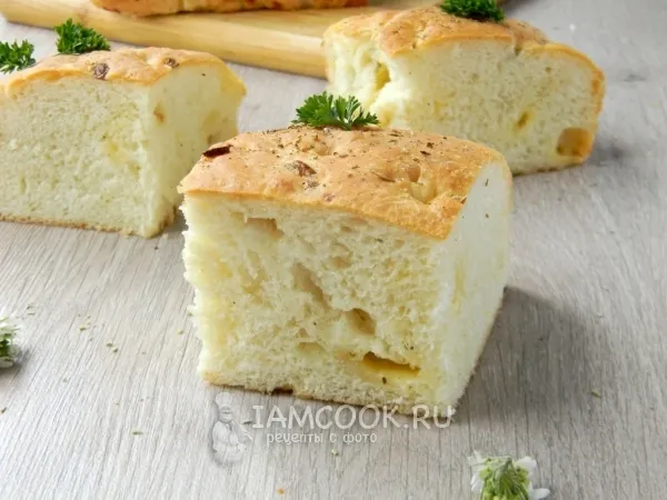 Фото готового блюда: Фокачча с жареным луком и сыром