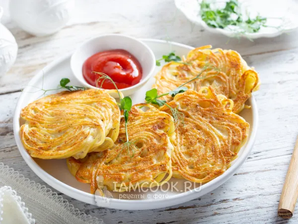 Фото блюда: Оладьи из спагетти, сыра и яиц