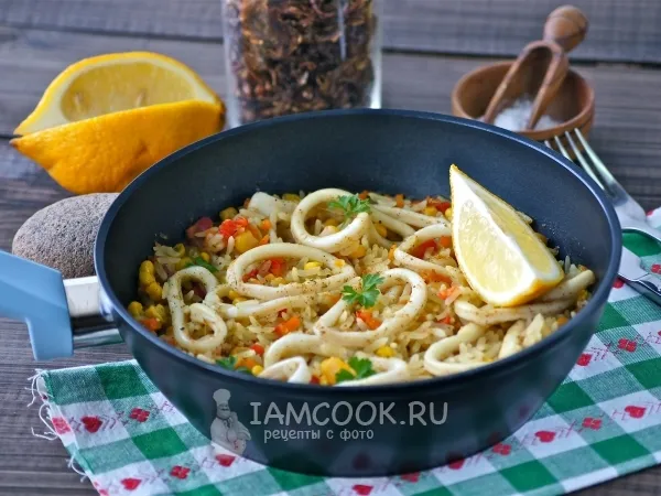 Фото готового блюда: Паэлья с кальмарами