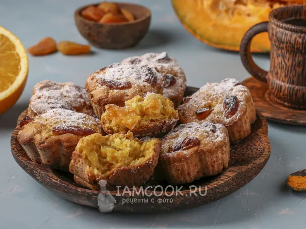 Фото готового блюда: Тыквенно-апельсиновые кексы с курагой