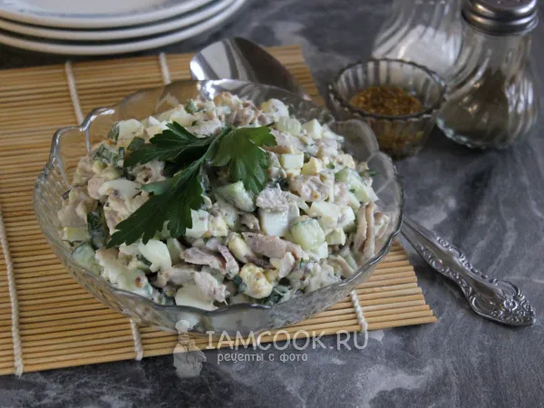 Фото блюда: Салат из рыбы на пару