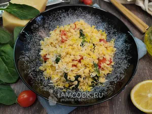 Фото блюда: Птитим с помидорами (томатами) и шпинатом