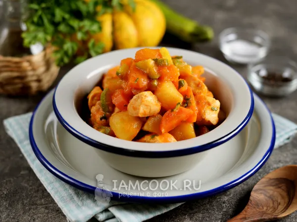 Фото блюда: Рагу с тыквой, кабачками и курицей