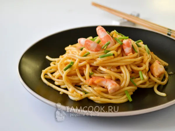 Фото блюда: Паста с соусом Том Ям и креветками