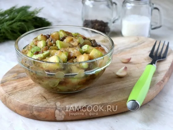 Фото готового блюда: Кабачки в соевом соусе