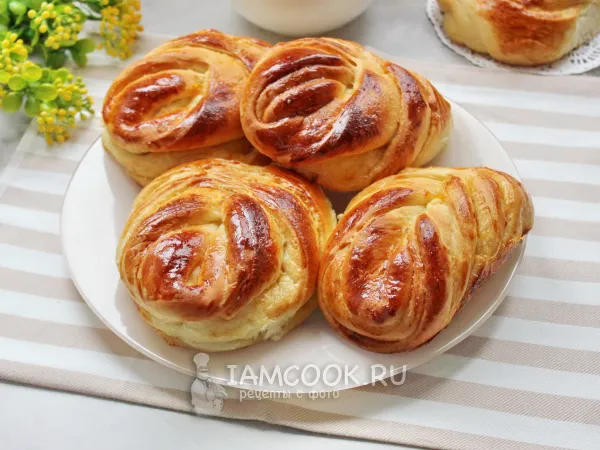 Фото блюда: Булочки с повидлом из дрожжевого теста