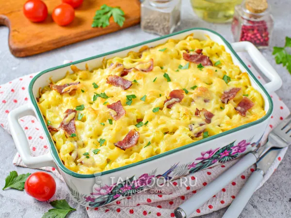 Фото блюда: Макароны с беконом и сыром в духовке
