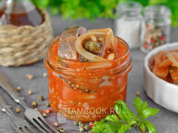 Фото блюда: Селедка с кетчупом и луком (маринованная)