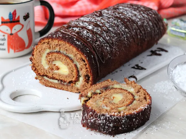 Фото готового блюда: Шоколадный рулет с заварным кремом