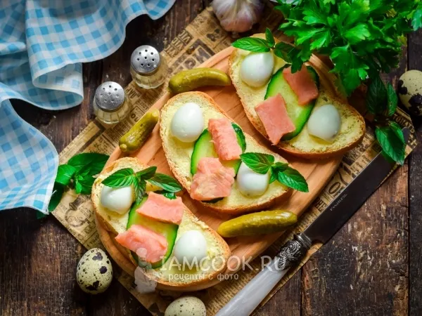 Фото блюда: Бутерброды с копченой горбушей