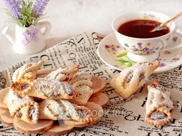 Фото готового блюда: Песочное печенье с вареной сгущенкой