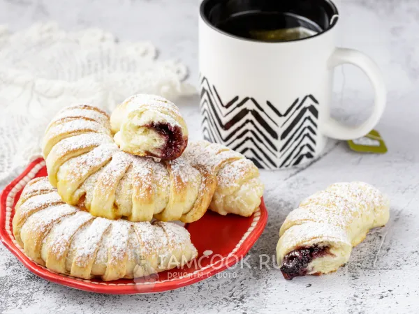 Фото блюда: Булочки из творожного теста с начинкой (джемом)