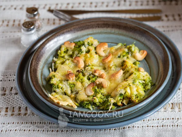 Фото блюда: Брокколи в духовке с сыром