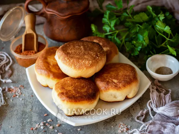 Фото готового блюда: Беляши из теста на кислом молоке