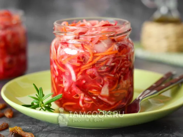 Фото блюда: Маринованная капуста с морковью и свеклой